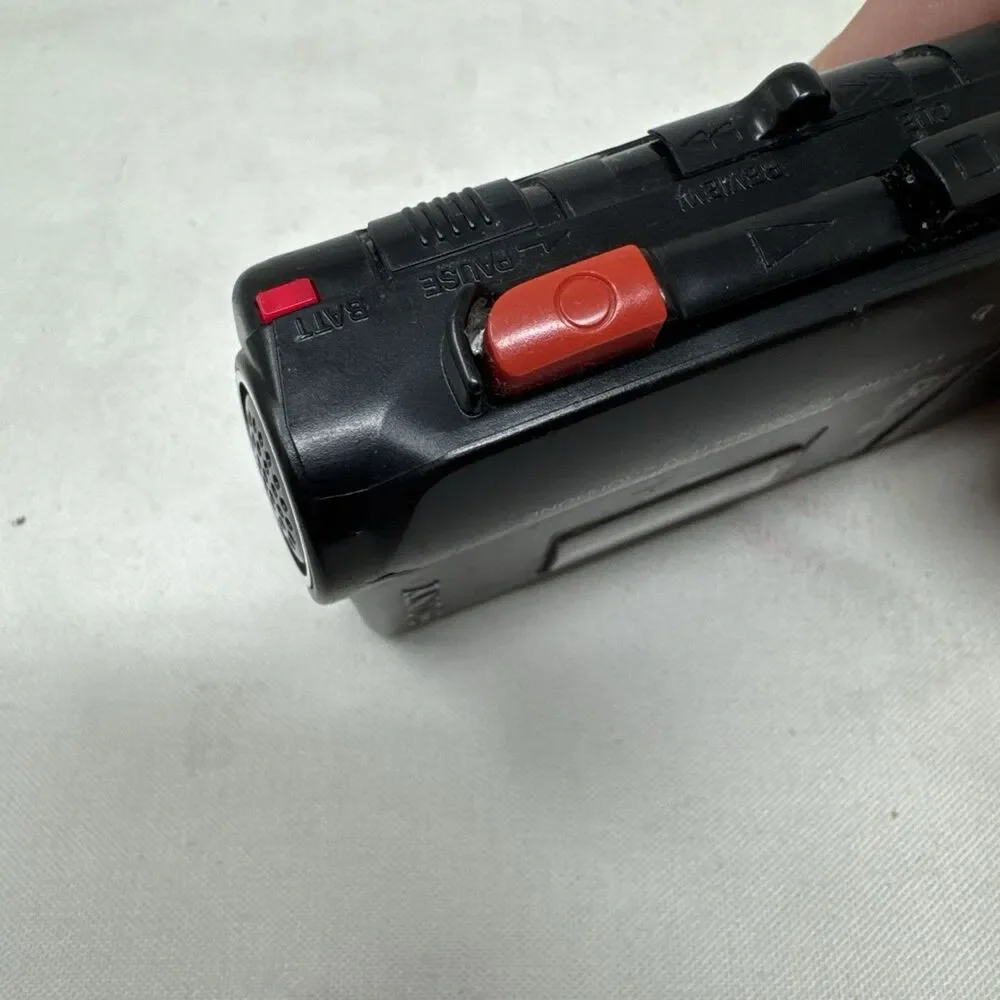 Sony M-427 Handheld Microcassette Voice Recorder, Headphone Jack, Auto Shut Off